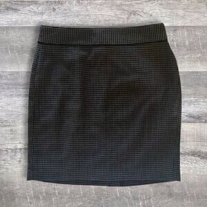 Banana Republic Houndstooth Mini Skirt Womens 8 Grey Black Stretch Academia